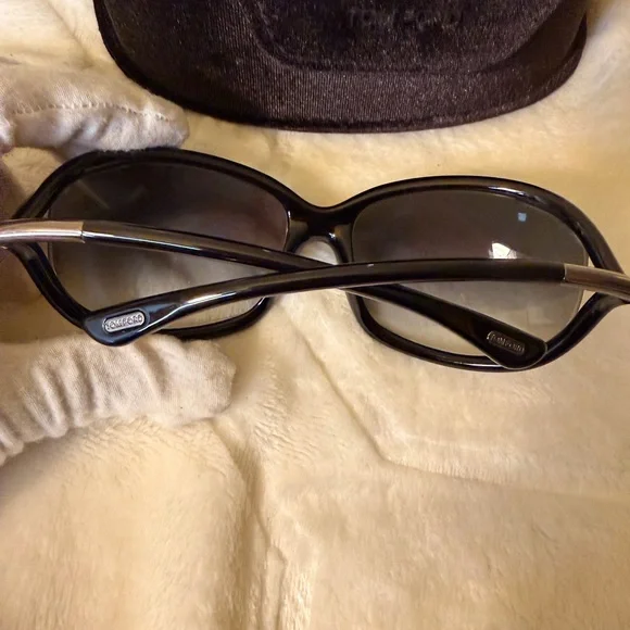 Tom Ford Sunglasses - Picture 8 of 16